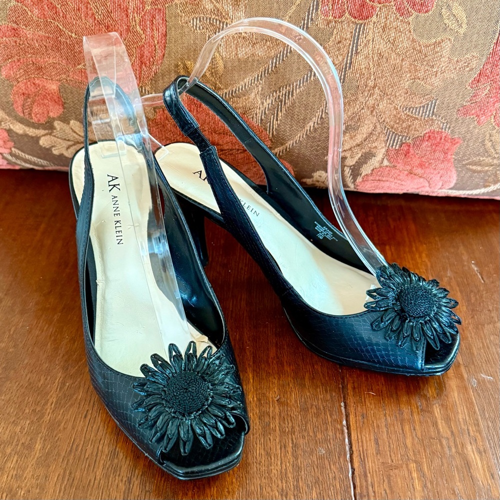 Anne Klein Akami Slingback Heels